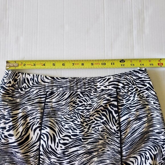 M.D.L. New York Skirt Zebra Print - Picture 11 of 11